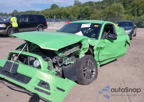 2014 Ford Mustang V6 Premium z USA, uszkodzony, nr VIN 1ZVBP8AM8E5225083